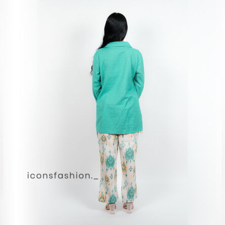 Blue-Co-Ord-set-with-collared-button-down-top-and-printed-pants