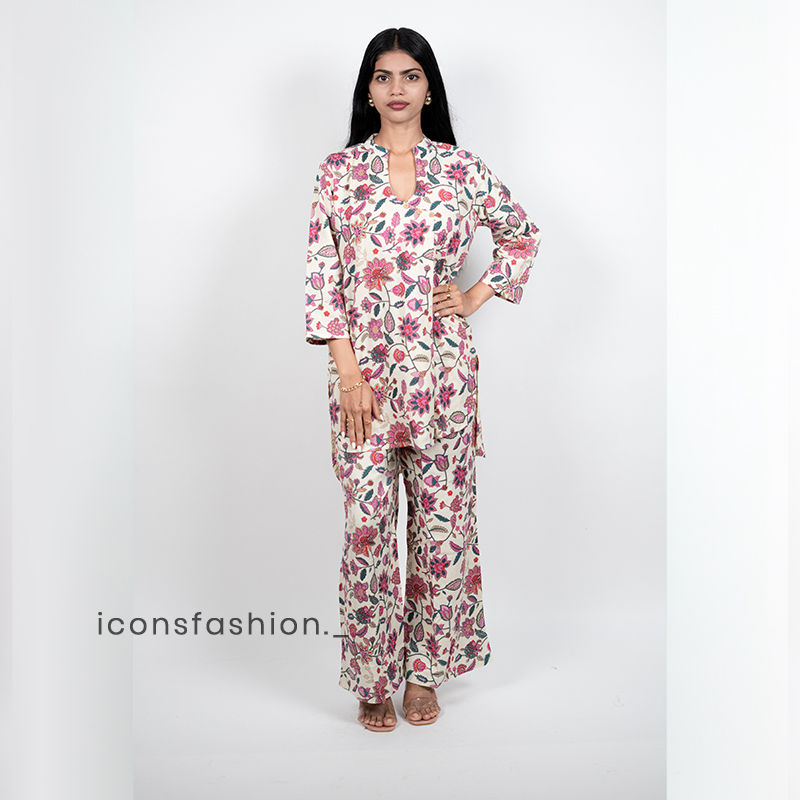 Women’s-pink-floral-printed-ethnic-co-ord-set-with-straight-kurta-and-ankle-length-pants