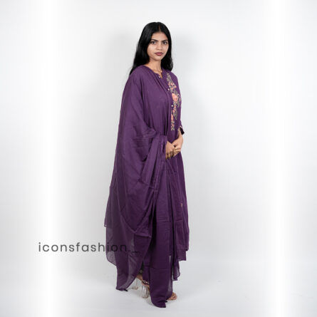 Women’s embroidered kurta set | Ladies stylish ethnic wear - Image 2