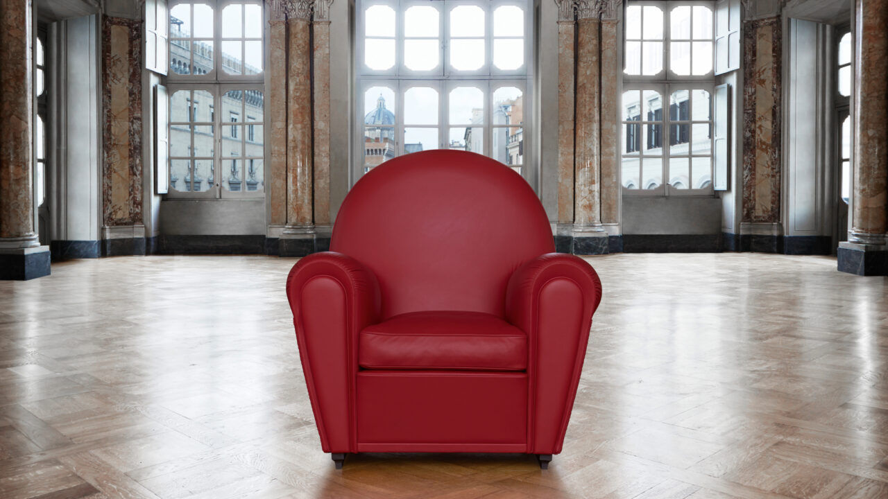 Vanity Fair is a lounge chair designed by Renzo Frau and offered by Peverelli