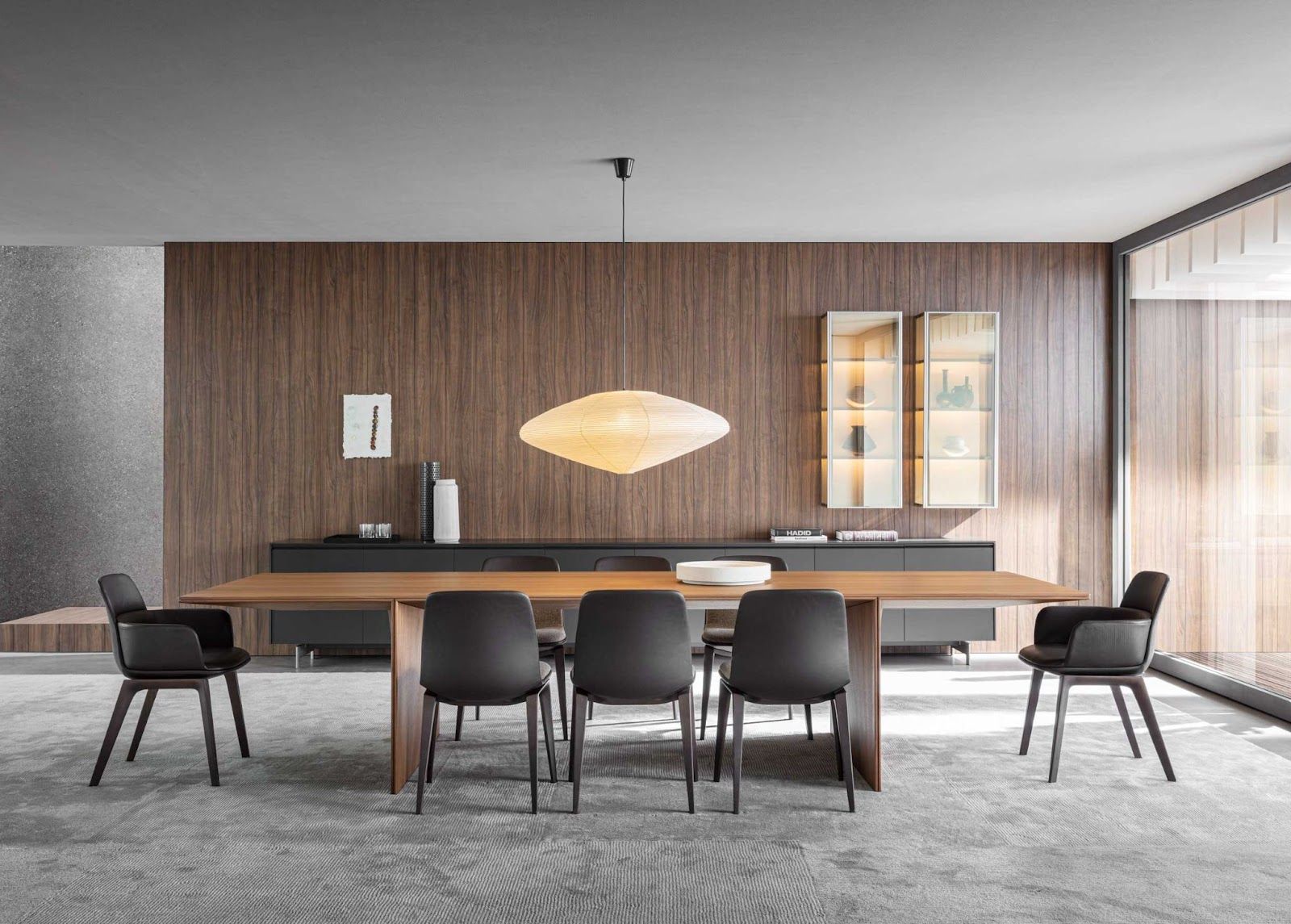 Ava Table les tables d'appoint spéciales conçues par Foster + Partners proposées par Peverelli