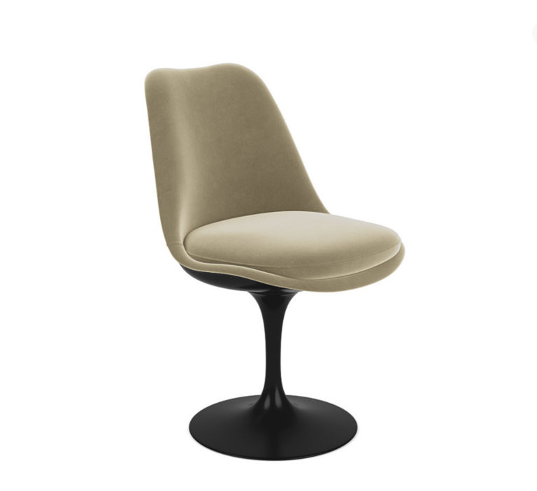 Tulip ist ein von Knoll hergestellter Designerstuhl, entworfen von Eero Saarinen und angeboten von Peverelli