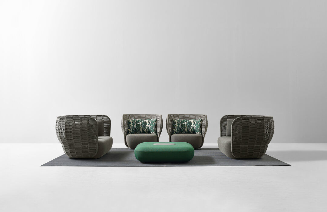 B&B Italia presents the Bay Armchair as the furniture trend of 2024