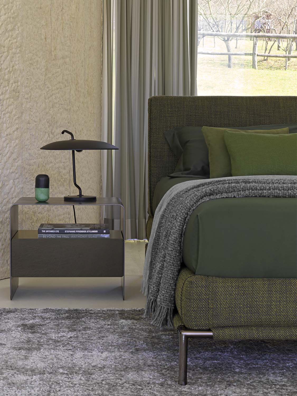 The art of furnishing: this photo shows the Icon design bed by Flou, sold by Peverelli in Como and Lugano