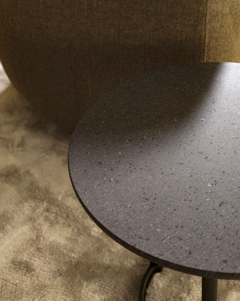 Tendenze dell'arredamento 2023: il tavolino di design Regent di Molteni&C