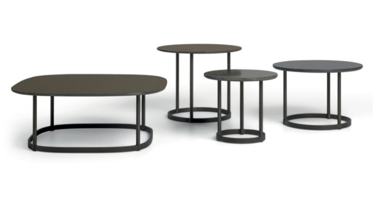 Questa foto mostra il tavolino outdoor Regent di Molteni&C