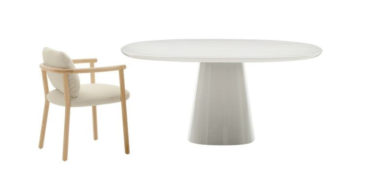 This photo shows the Allure O' table by B&B