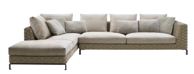 Questa foto mostra il divano outdoor Ray Natural di B&B