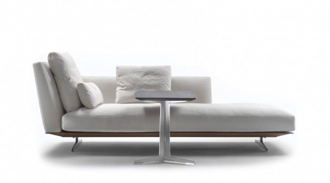 Questa foto mostra la chaise longue Evergreen di Flexform
