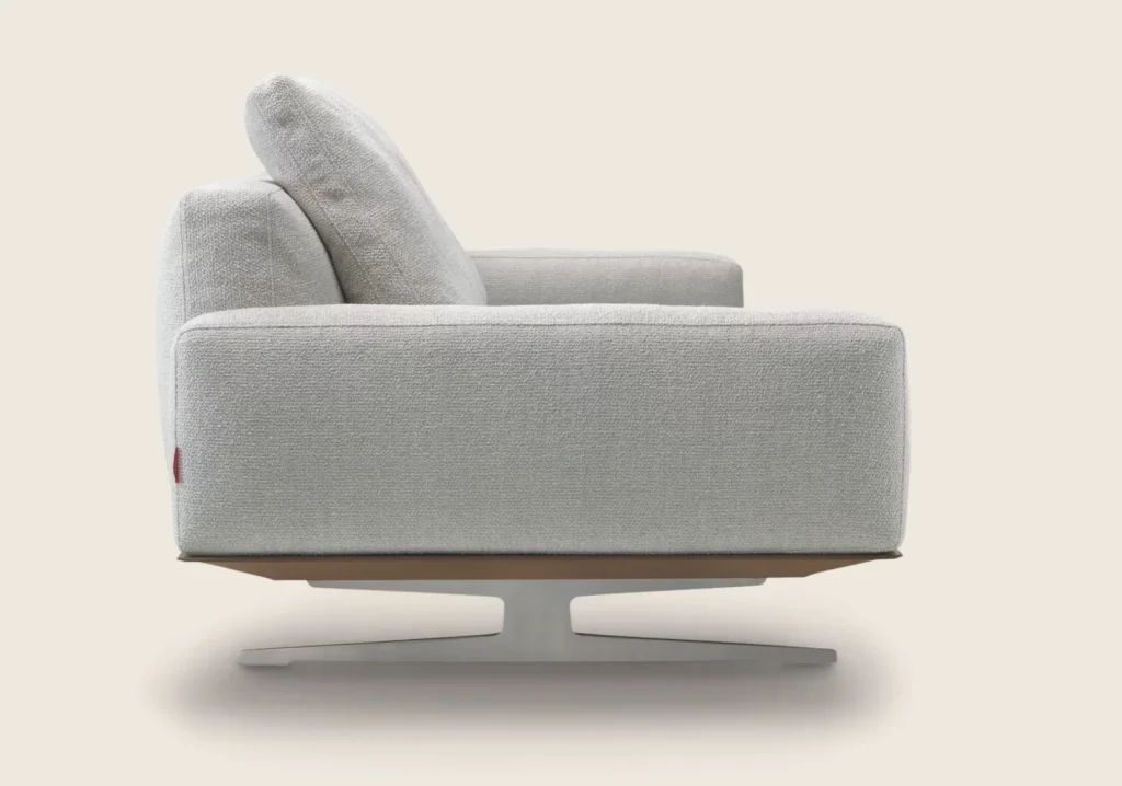 This photo shows the Soft Dream linear sofa by Flexform