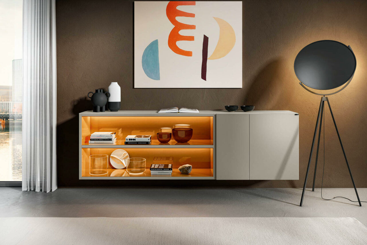Queste foto mostra la libreria Jeremy di Flexform