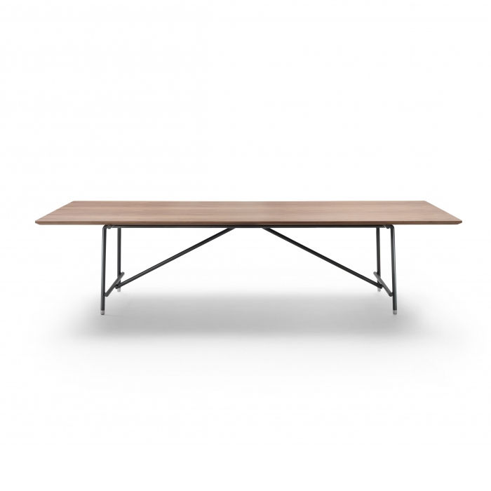 Dieses Foto zeigt den Anyday-Tisch von Flexform