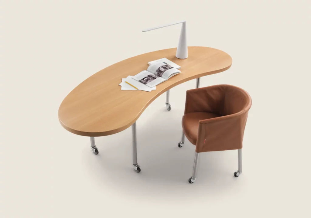 Questa foto mostra il tavolo Mixer di Flexform