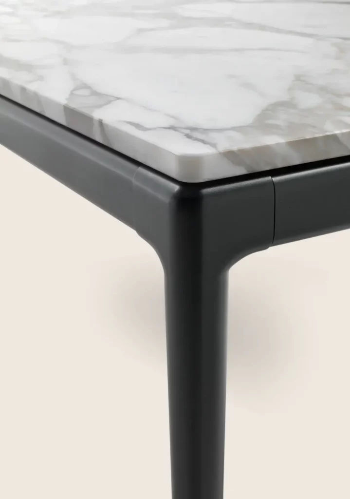 Cette photo montre la table Pico de Flexform