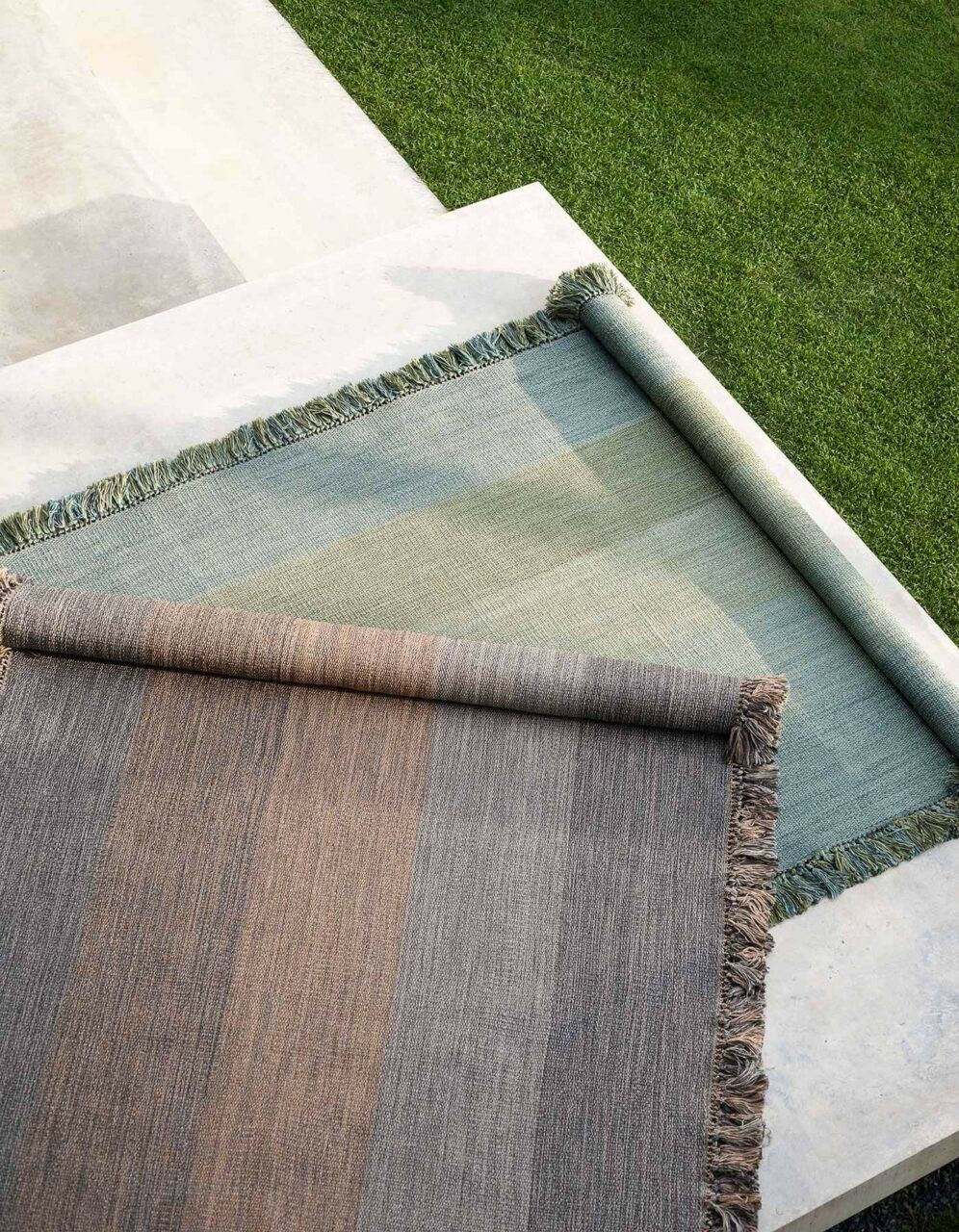 Questa foto mostra il tappeto outdoor Tint di RODA