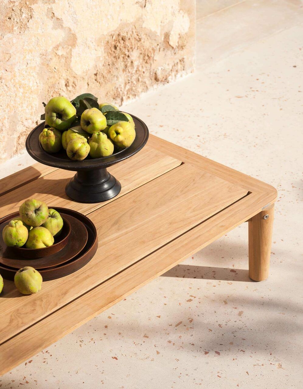 Cette photo montre la table d'extérieur Levante de B&B