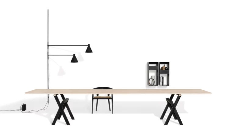 Cette photo montre la table N.E.T. de MA/U Studio.