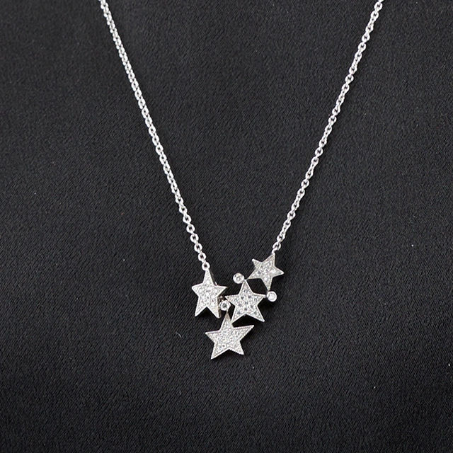 Close up of Make a Wish Transformable White Gold Necklace
