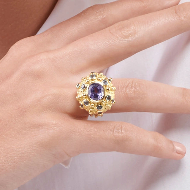 Close up of Sea Urchin Ring beUt6gpzv