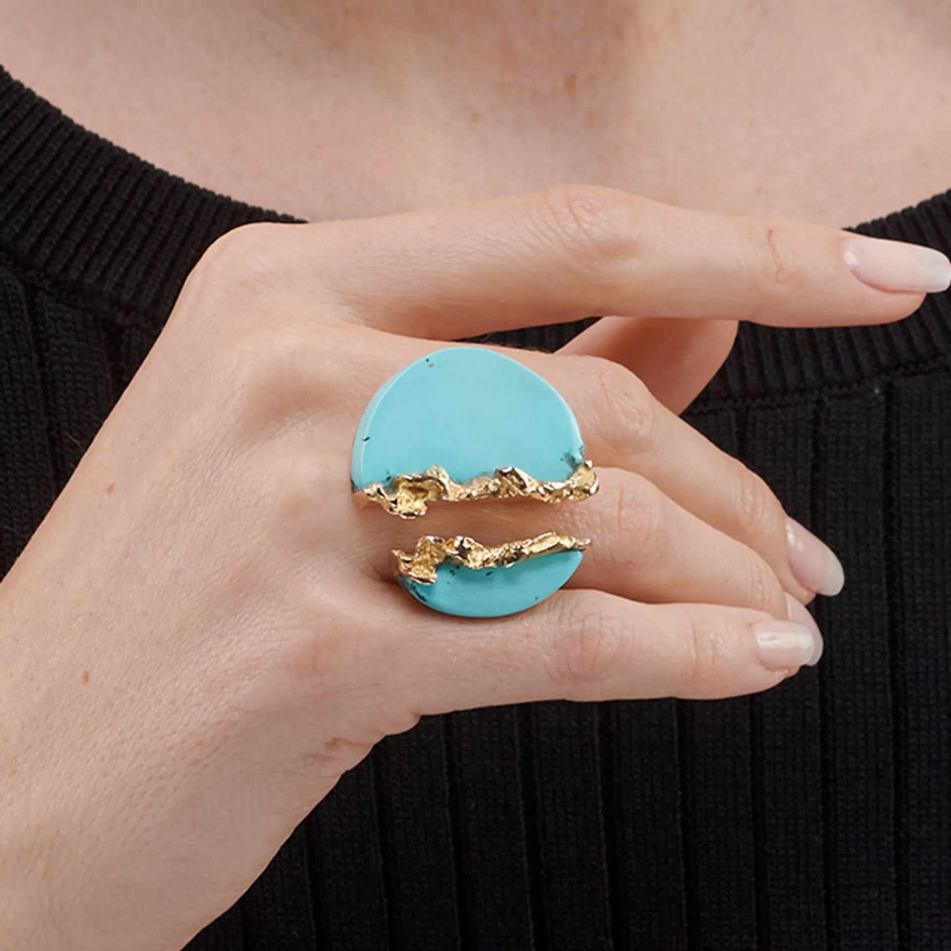 Close up image of the Sillage Yellow Gold Ring with Armenian Turquoise designed by Thierry Vendôme worn by @lucy.m.w