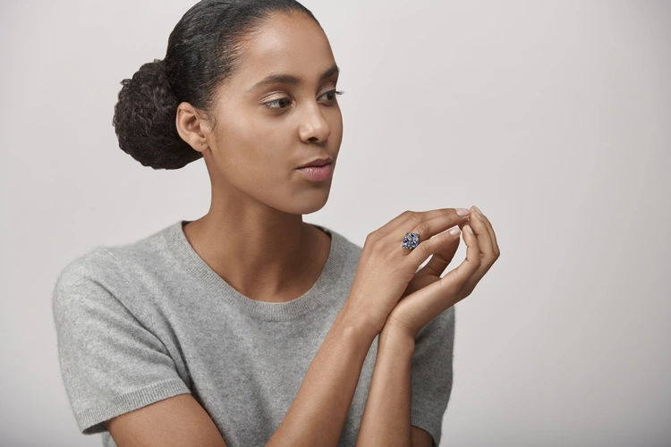 Diamond Sapphire Carambole Ring