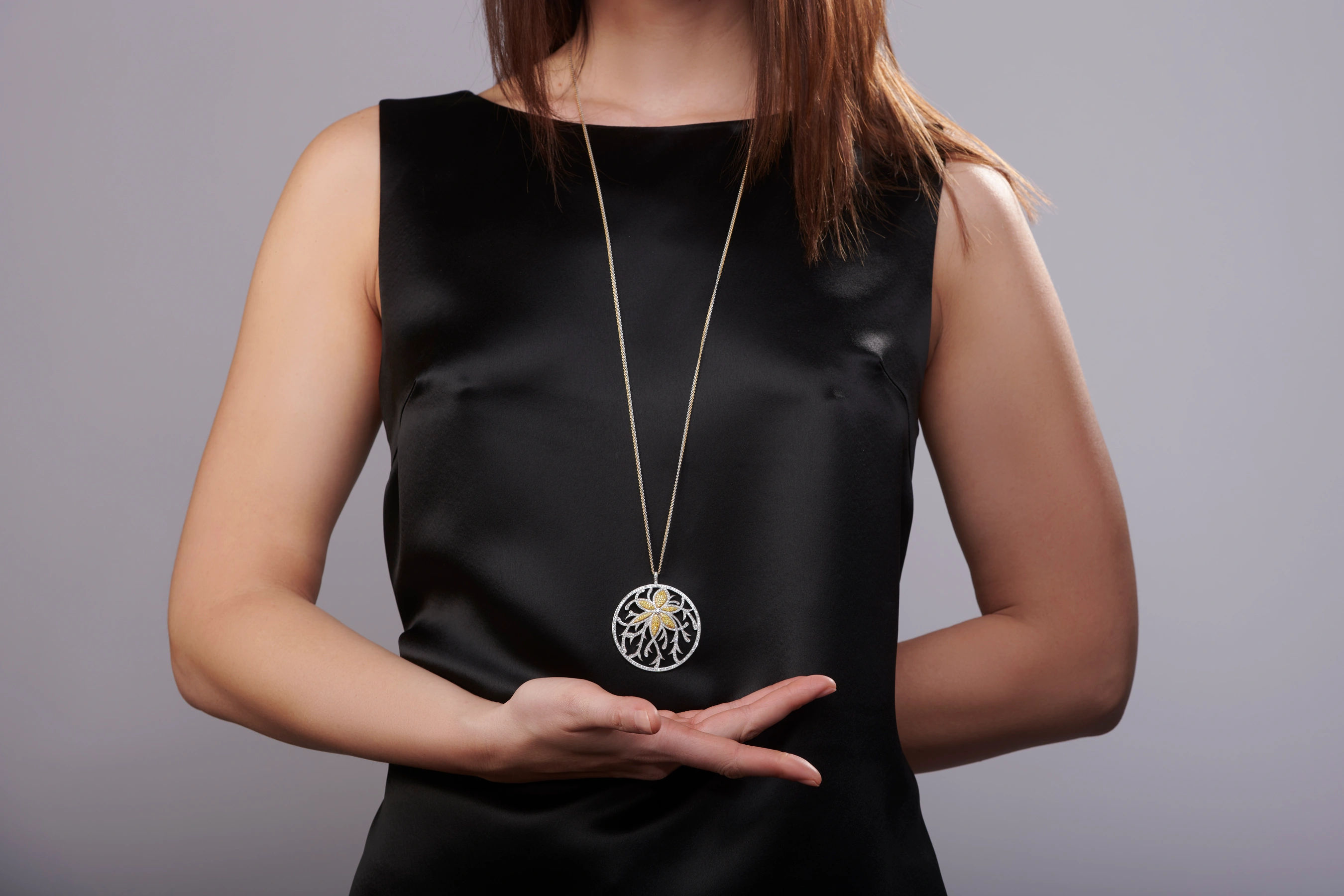 Fiori Pendant by Leysen