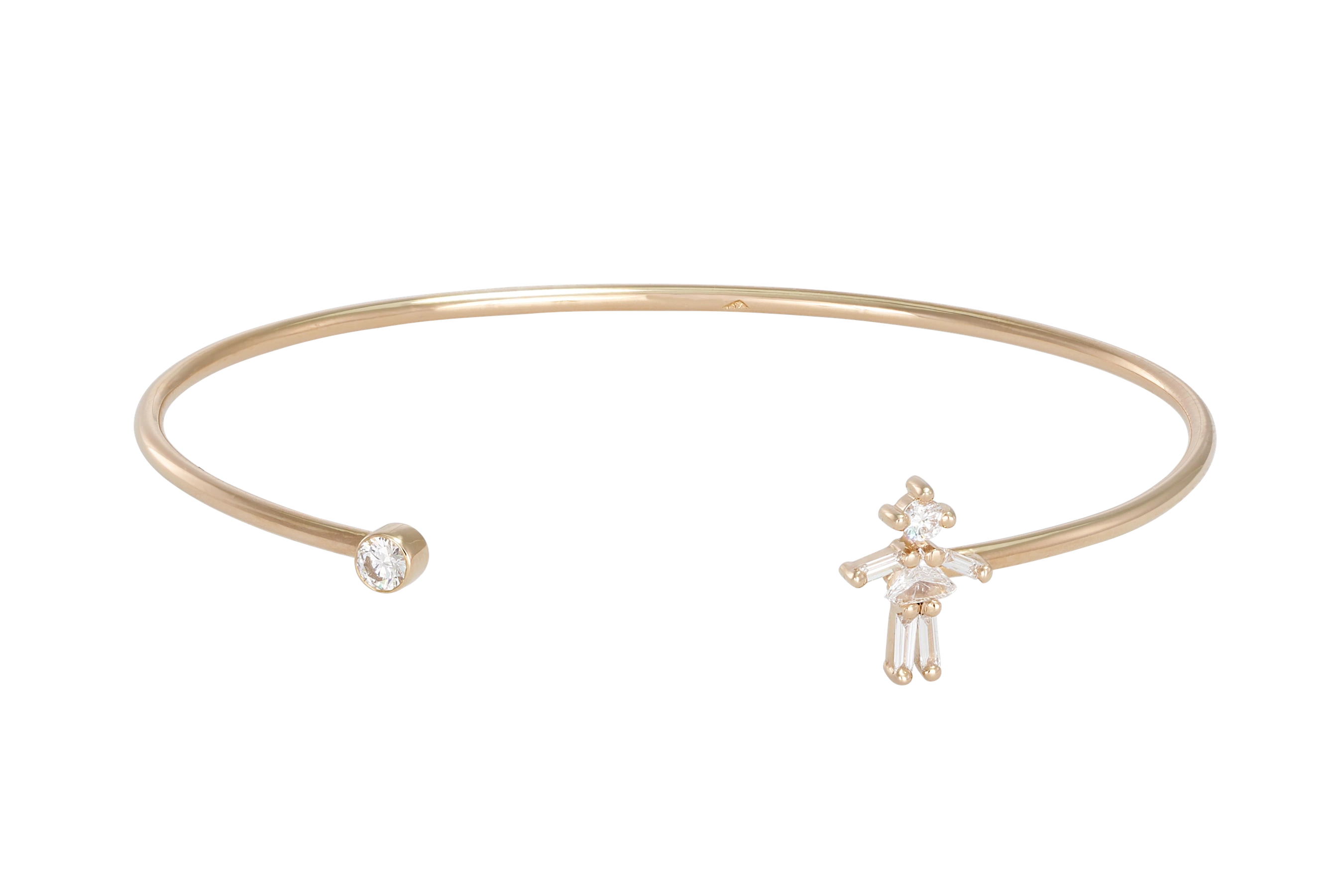 Front of Girl Charm Diamond Bracelet pYK1uGSgx