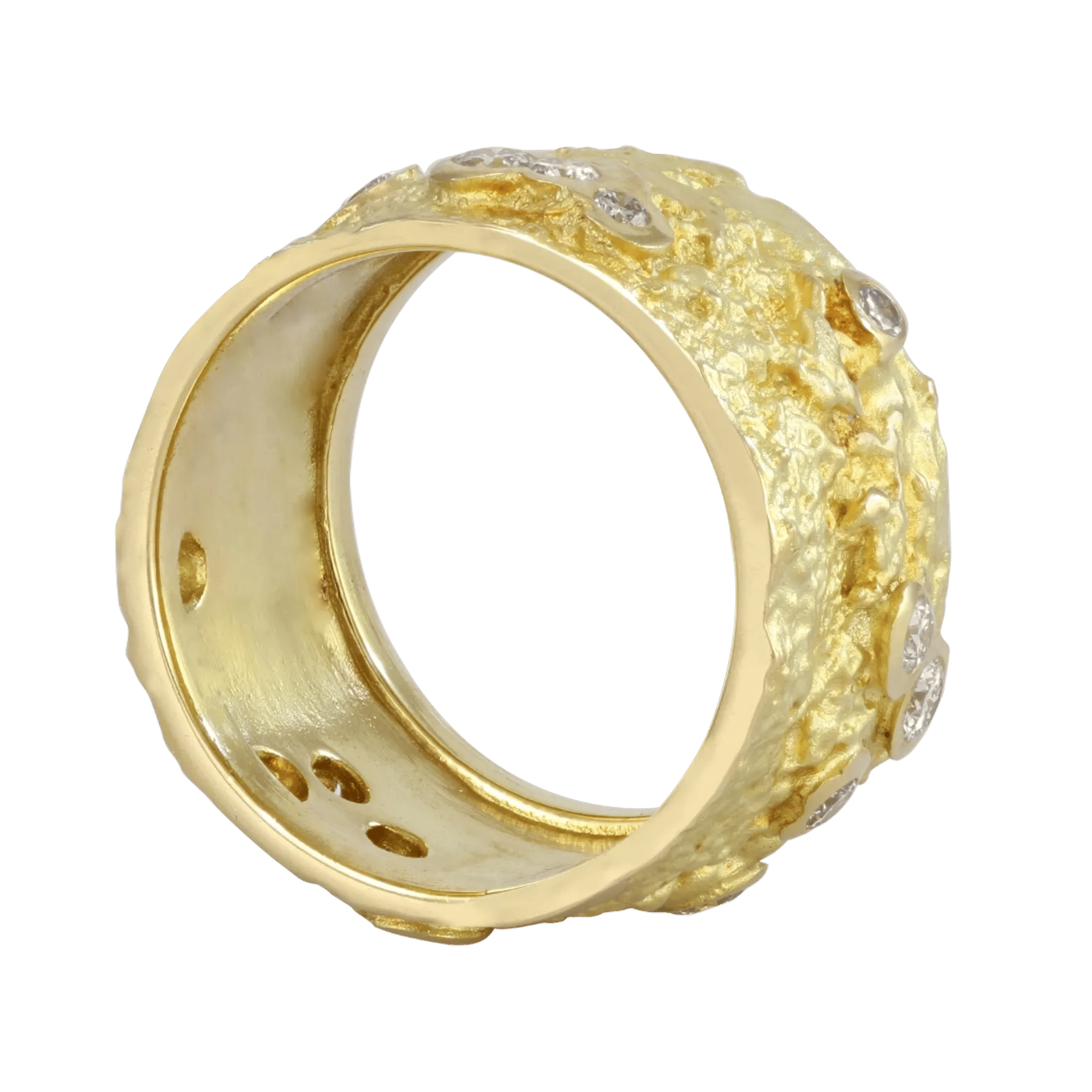 Side Image of the Ténéré Alliance Yellow Gold Ring with Diamonds designed by Thierry Vendôme