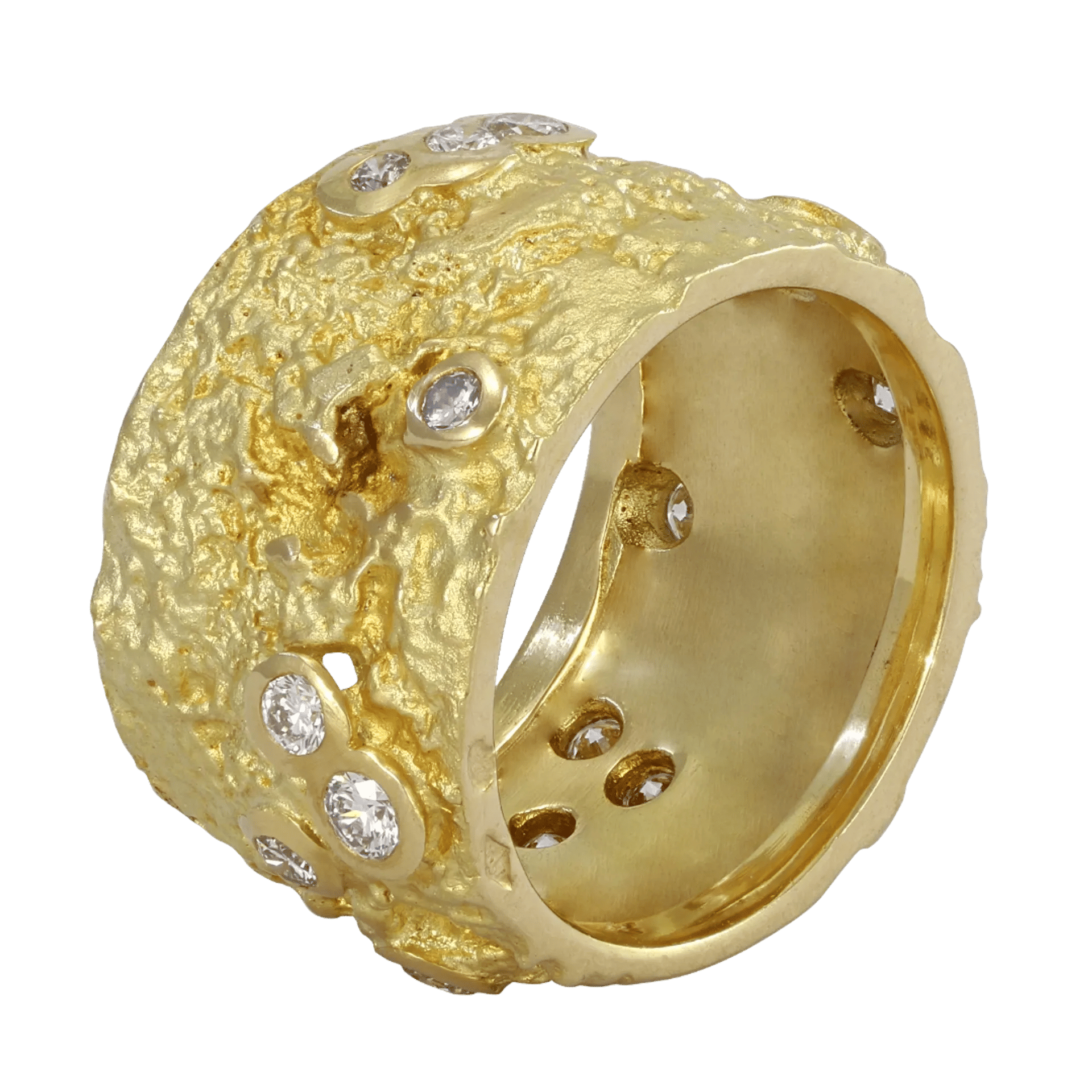 Side Image of the Ténéré Alliance Yellow Gold Ring with Diamonds designed by Thierry Vendôme