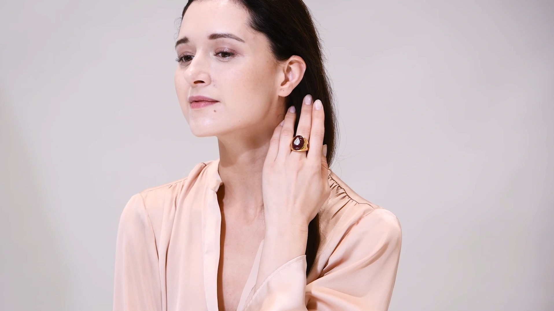 Krishna Ring by Laurent de Chavagnac