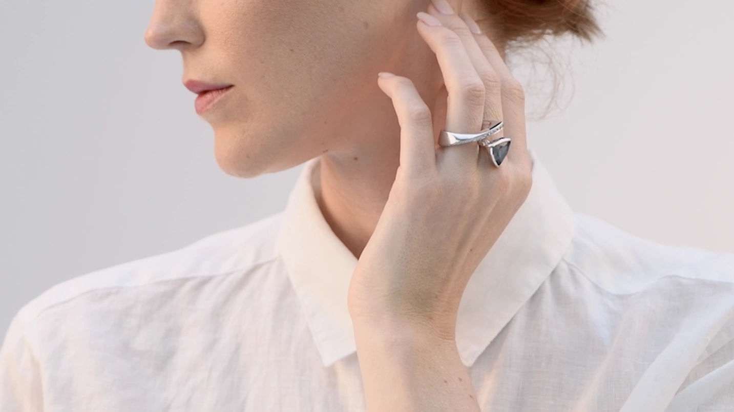 Voile Ring by Thierry Vendome