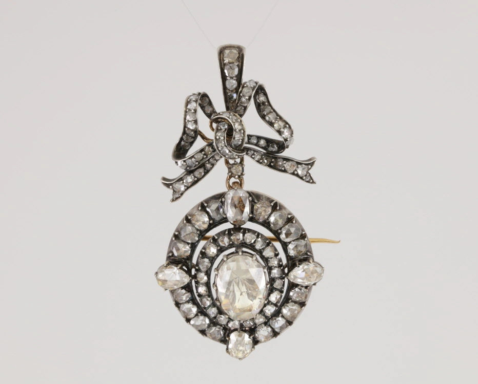 Turntable image 119