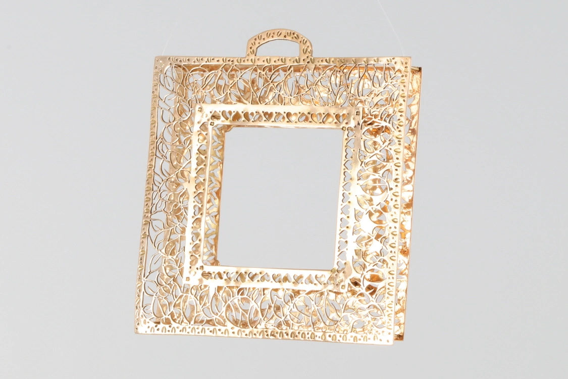Turntable image 81