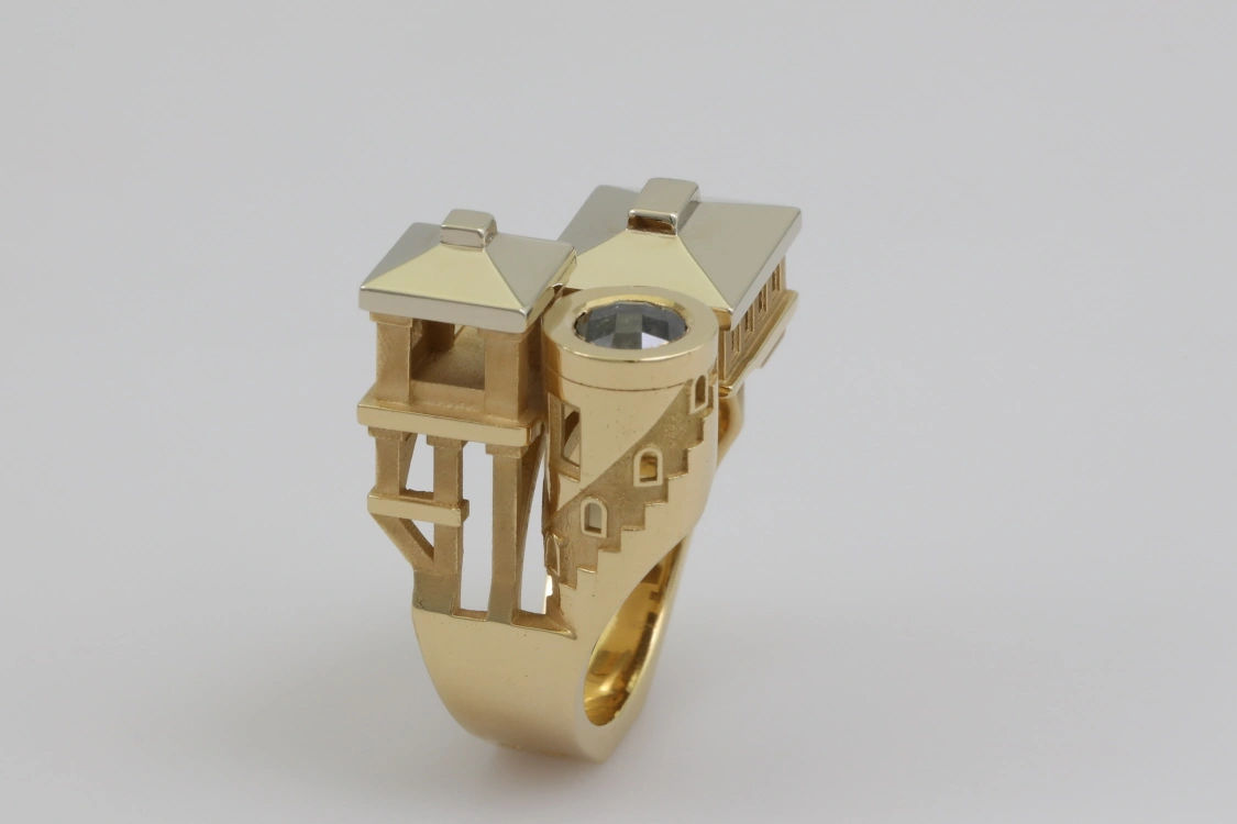 Turntable image 63