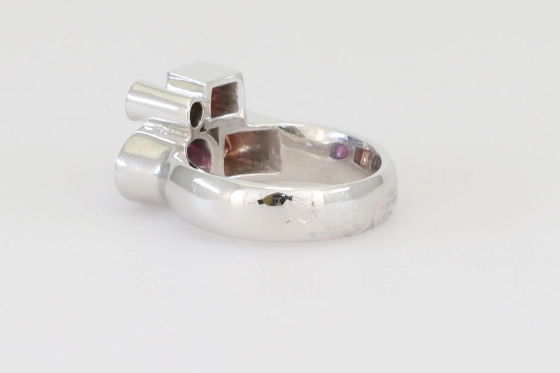Turntable image 59