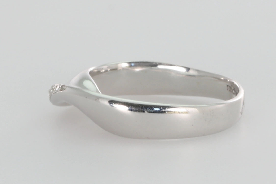 Turntable image 51