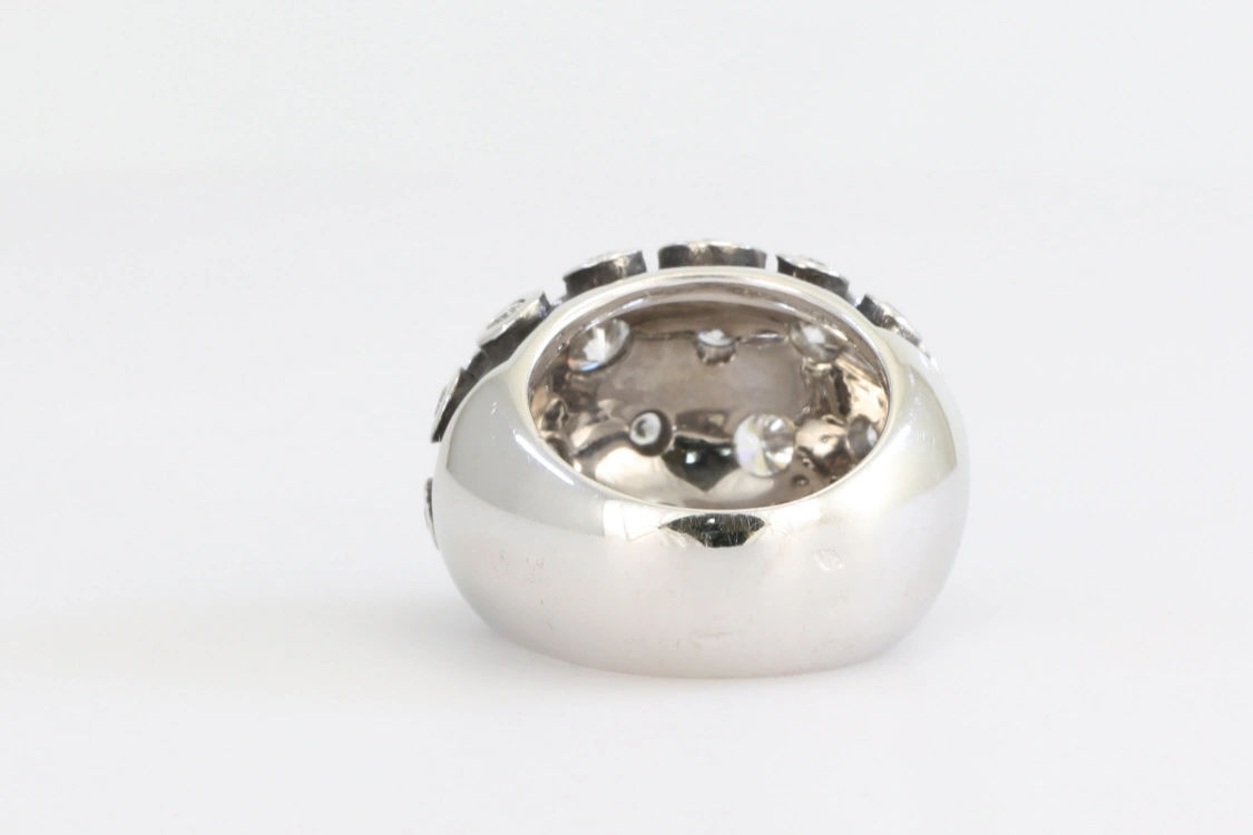 Turntable image 46