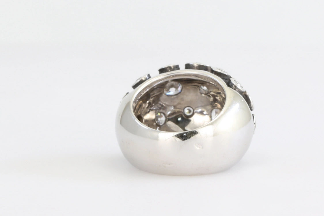 Turntable image 42