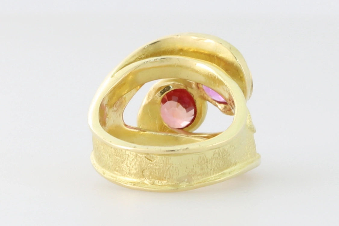 Turntable image 40