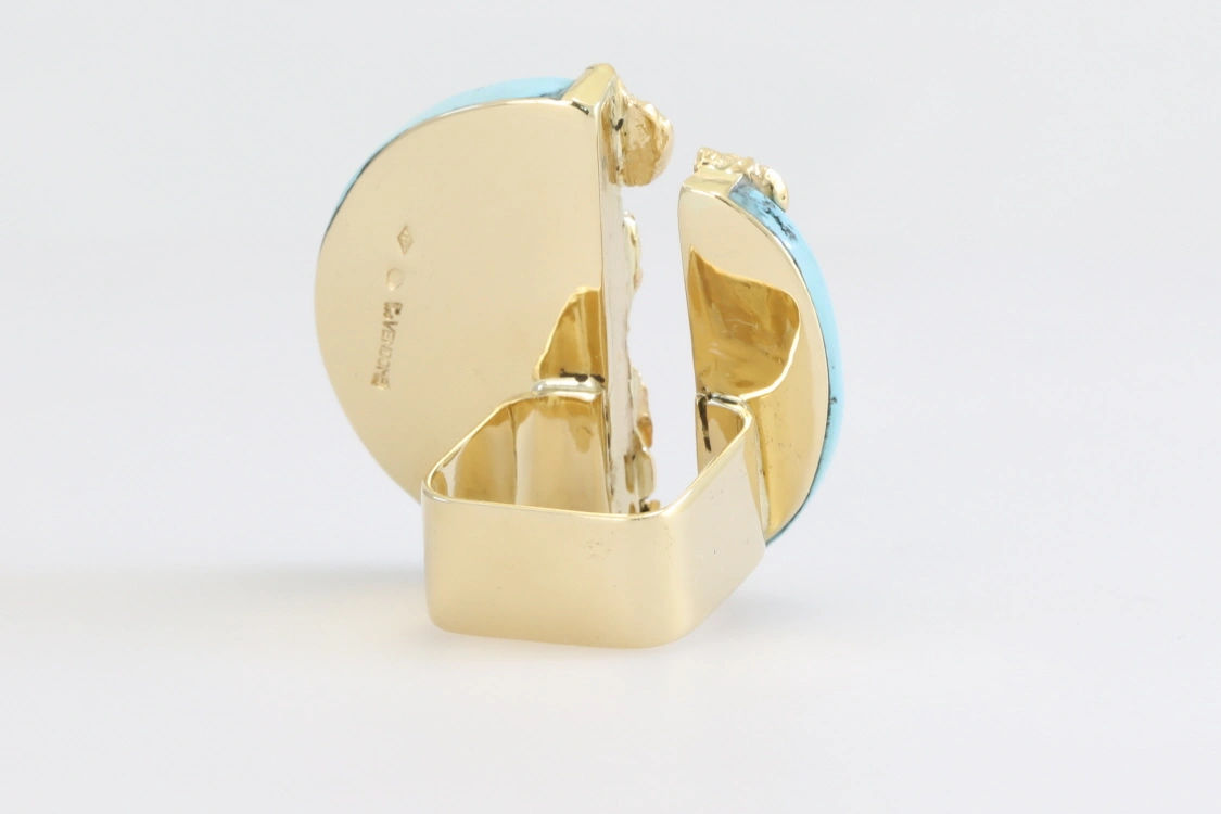 Turntable image 40