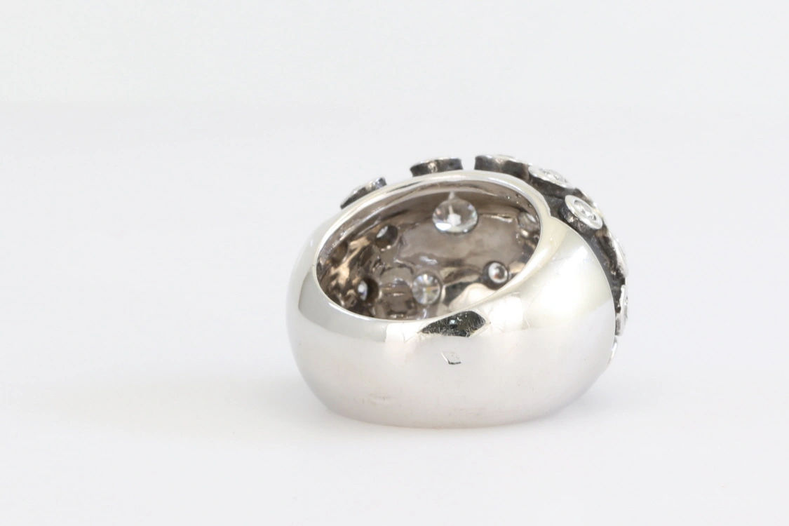 Turntable image 39