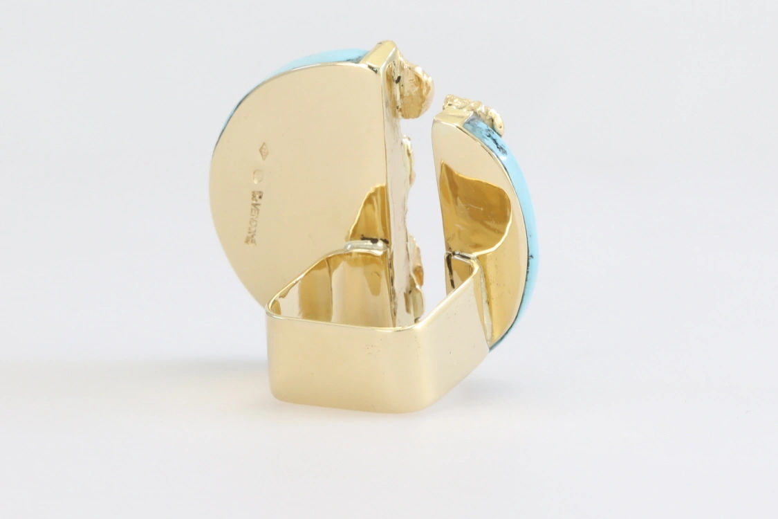 Turntable image 39