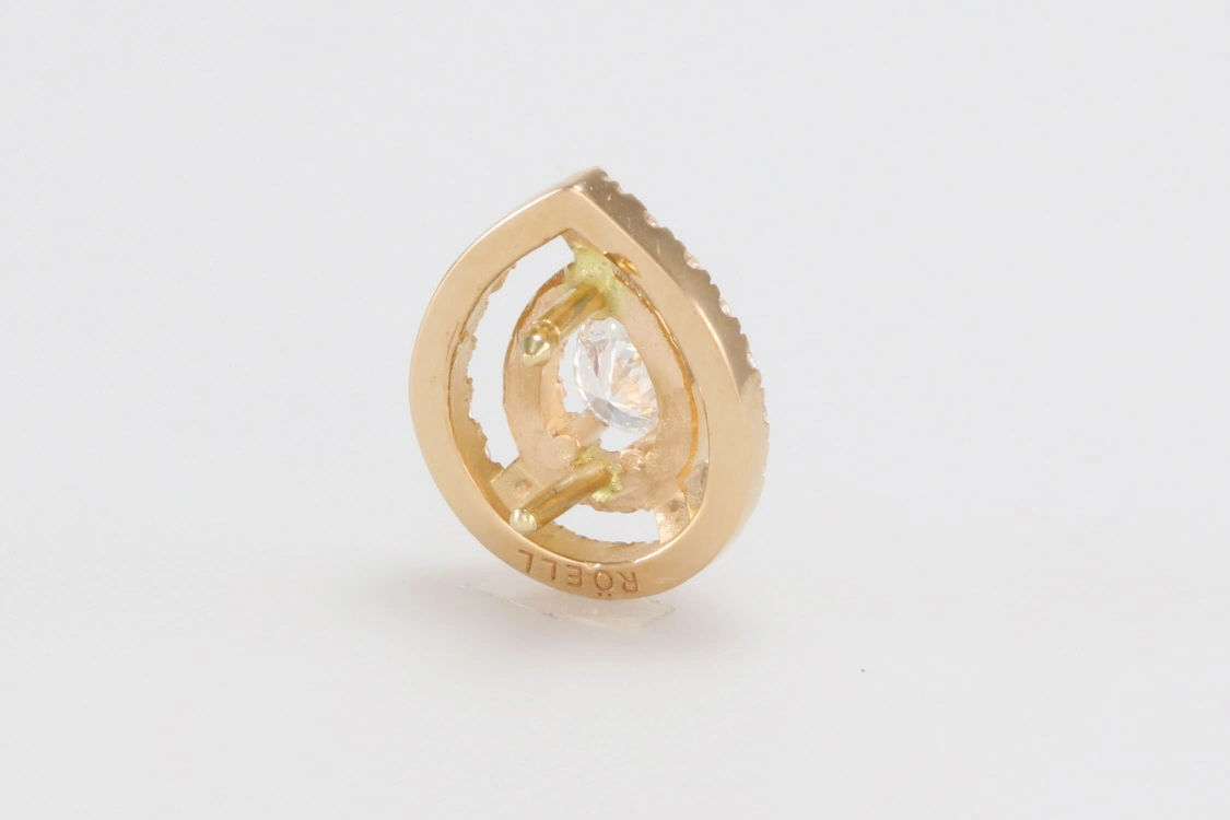 Turntable image 38