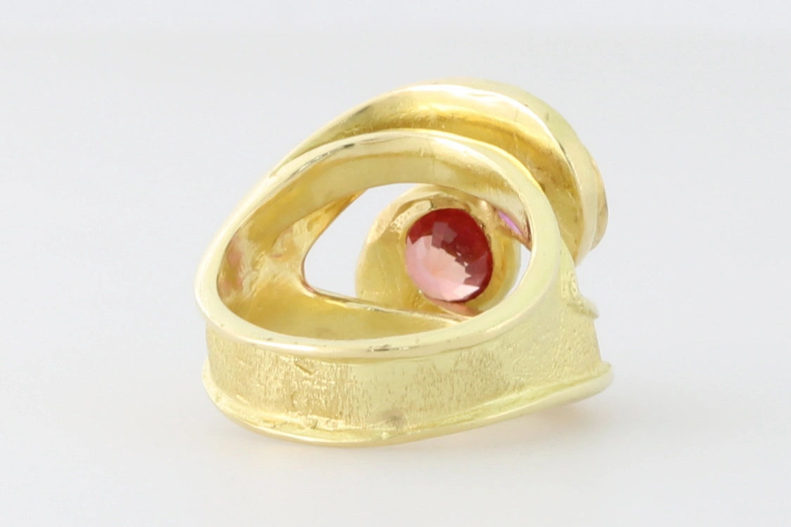 Turntable image 37