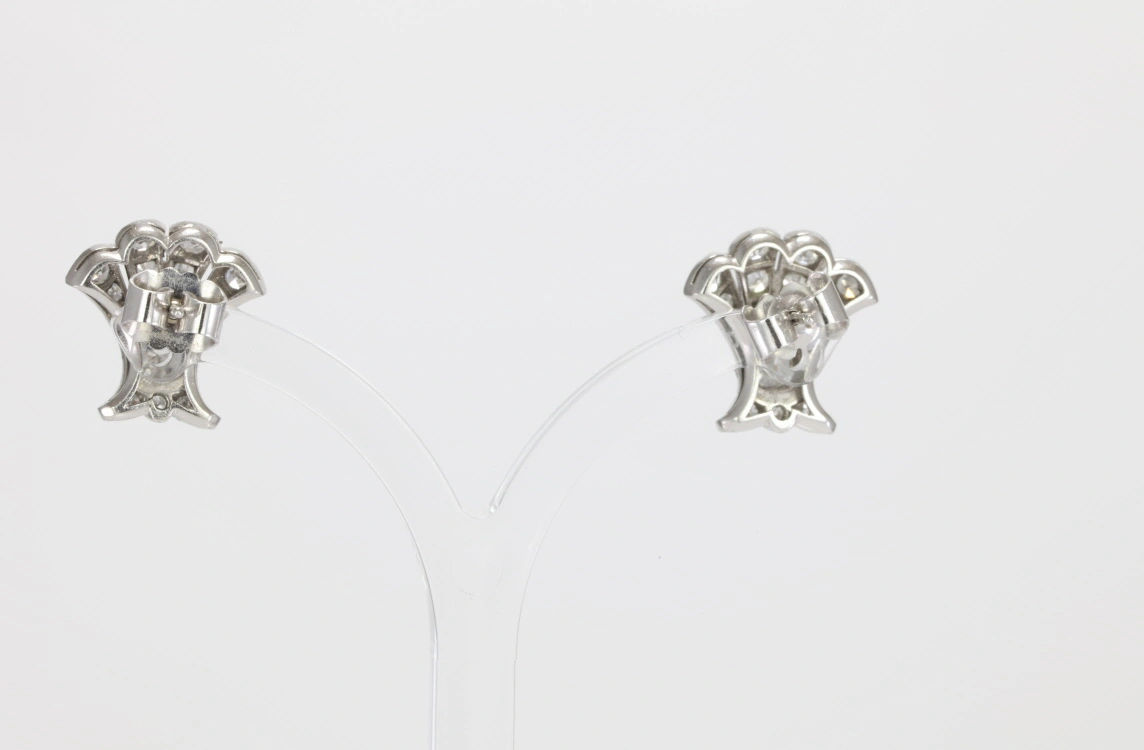 Turntable image 62