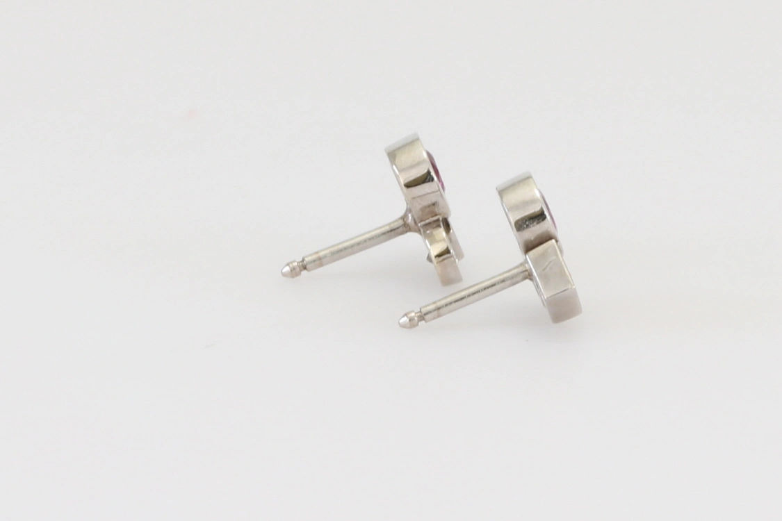 Turntable image 28