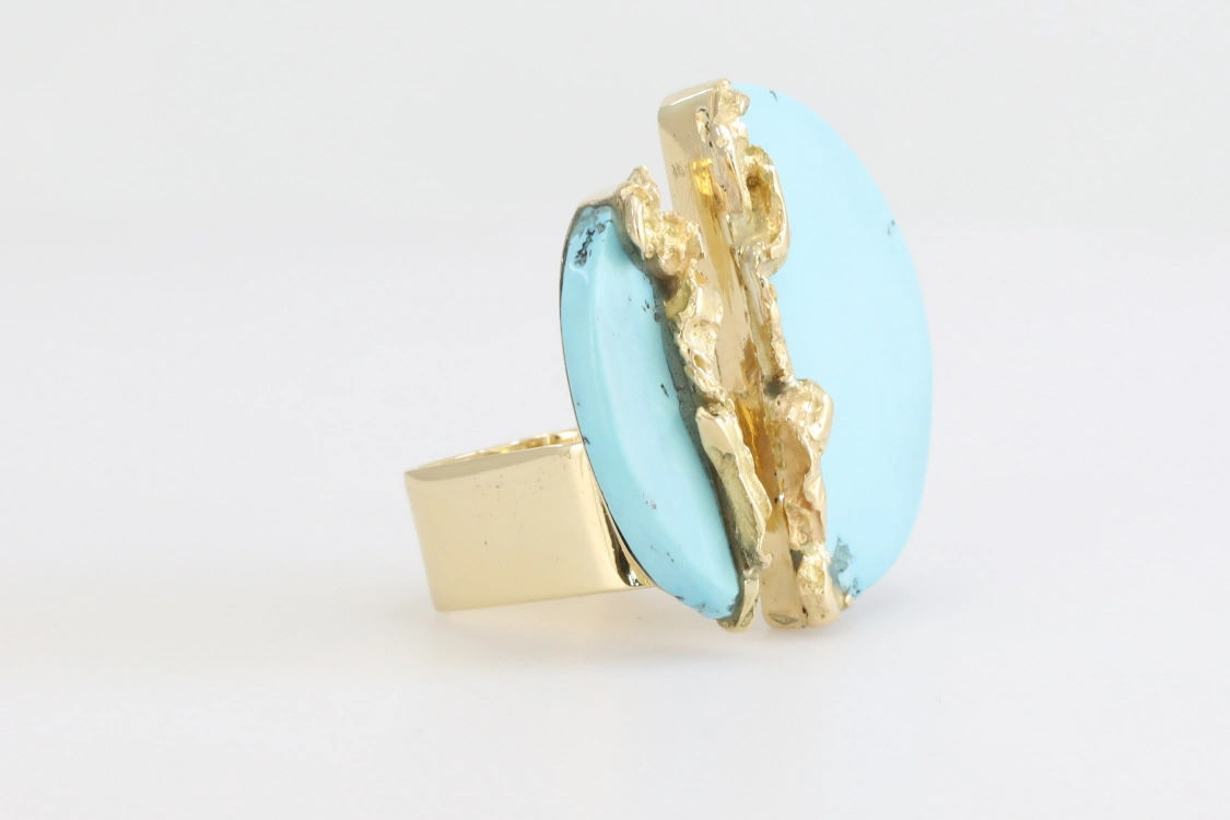 Turntable image 15