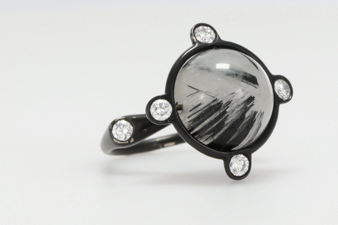 Turntable image 14