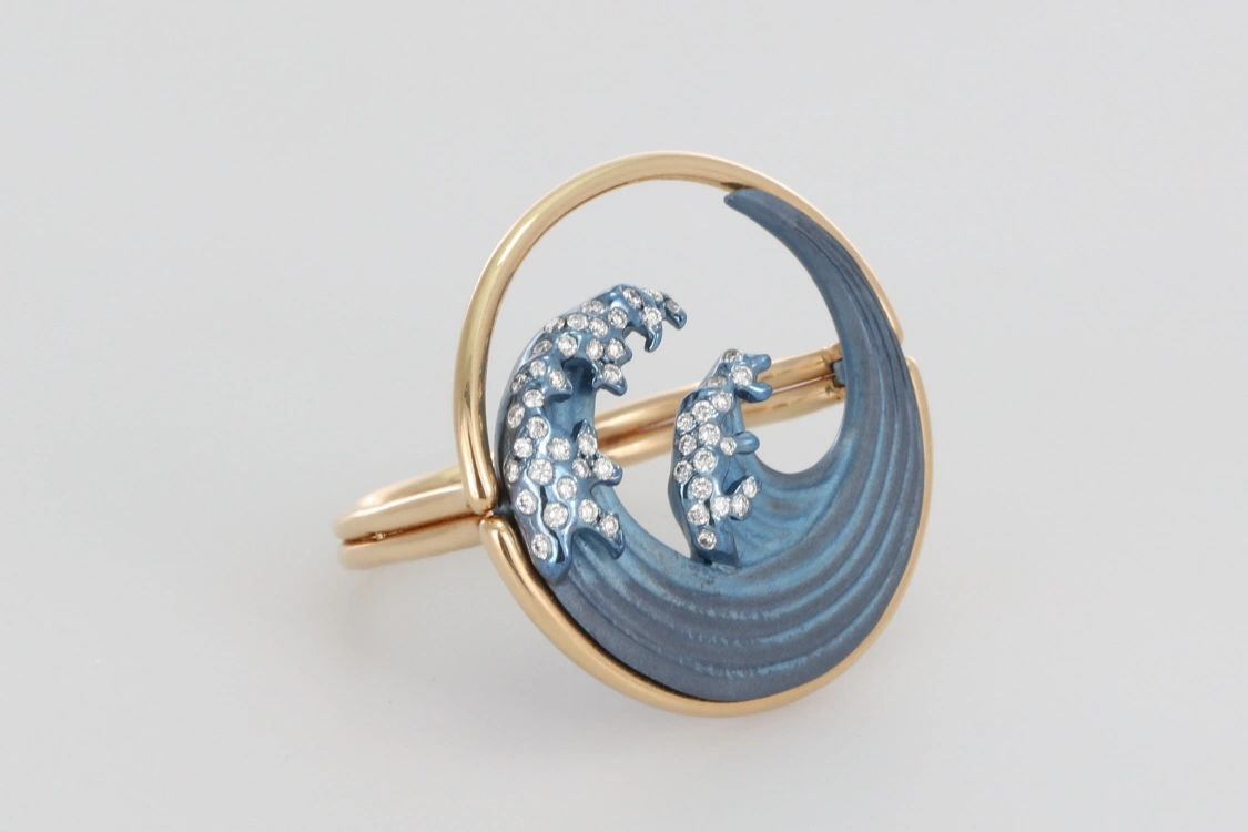 Turntable image 8