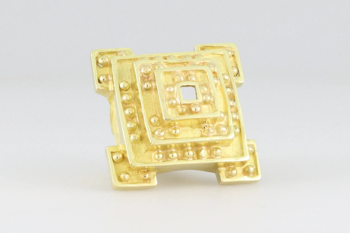 Turntable image 6